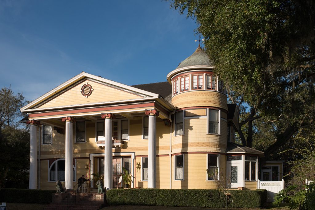 The Courtyard at Lake Lucerne Classic Purple & Orange Wedding Football Texas Longhorns Sports Lake Lucerne Courtyard Anna Christine Events Orlando Kathy Thomas Photography
