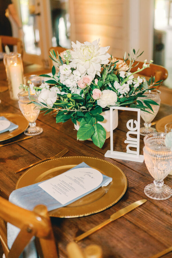 Tropical Summer Wedding The Mulberry New Smyrna Beach Orlando Wedding Planner Anna Christine Events